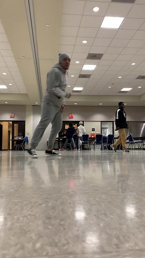 64K views · 3.8K reactions | Did a cool spin at practice  #breakdance #bboy #spinning #spins #spin #dance #dancer #dancepractice #practice #bboying #dancing #dancesport #breakdancing #footwork #dancemoves #athlete | Anthony Silva | Facebook