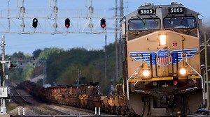 Union Pacific, CSX warn of coronavirus’ potential impacts on financial returns