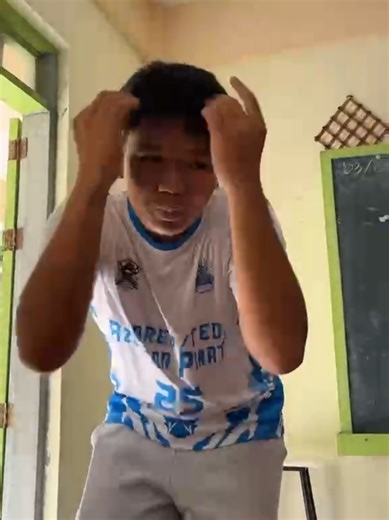 Join the Skibidi Challenge with Ian Moves