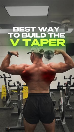 Christian Foss | Online Fitness Coach on Instagram: "The lat prayer isn’t about weight. It’s about elbow path and rib position. Stay too upright → elbows stall → arms take over. Create space. Control the contraction. Pause where it matters. The V taper is built in the pause,not the burn. Save this if your back training needs structure."