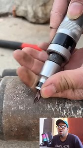 Extractor de tornillos con sistema de golpe | Adriantec