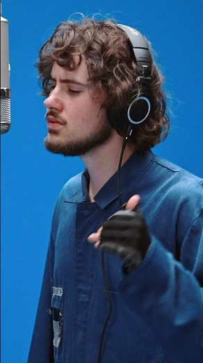 Quadeca - MONDAY | A COLORS MOMENT