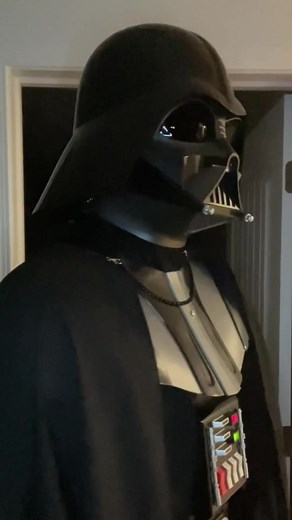 The chosen one #darthvader #vader #starwars #starwarscosplay #cosplay #cosplayer #obiwan #obiwankenobi #sith #jedi #viral