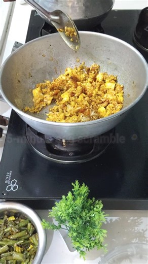 5-Minute Egg Scramble 🤍 | Easy Hostel & Bachelor Recipe | Comfort Home Food #egg