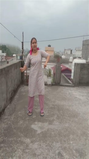 # Delhi se Manali 🌼# trending song dance #✨short video # RADHIKA ☺