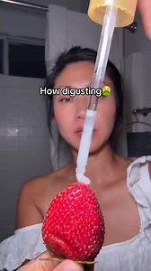 "𝗜 𝗹𝗶𝘁𝗲𝗿𝗮𝗹𝗹𝘆 𝘀𝗮𝘄 𝗿𝗲𝘀𝘂𝗹𝘁𝘀 𝗮𝗳𝘁𝗲𝗿 𝗼𝗻𝗲 𝘂𝘀𝗲!" 🍯 ✨ Clinical Grade formula 🍯 Suitable for all skin types 🩹 Prevents enlarged pores ⭐ 150,000 happy customers Try it for 30 days! Love it or your money back ✨ Your solution to clear skin 👇 https://trysyrup.com/products/peel | TrySyrup