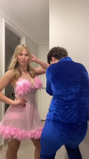 Austin Powers and Fembot Costume: Groovy Edits and Impression