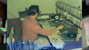 Las voces y emisoras de los 70 y 80, escucharan a la xebbb en los 70s era super sonido, la HL en la voz de Bernardo Morales, sonido internacional xelt 920, identificacion de canal 58 en voz de Carlos Castillo, Radio Exitos xeuno 1120, xeccc Radio Ritmo identificada por Amadeo Hernandez, la tonada e identificacion de Radio Capital XEPJ con el locutor Cesar Alejandre, la incipiente super stereo con Jose Luis Arenas voz en off de la hora del gane en los 80s, Jose Carlos Romo en aquellos años locuto