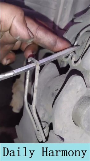 The Easiest Way to Install Brake Clips