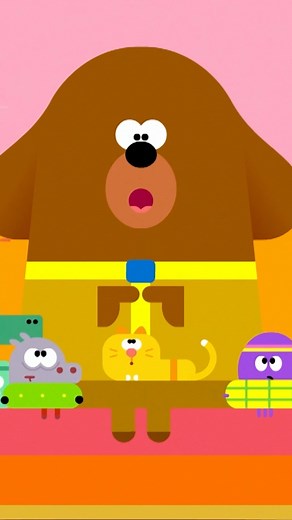 10K views · 123 reactions | Duggee hugs for all the Squirrels who have earned their Brave Banana Badges this spooky season!   ⚡️ #HeyDuggee | Hey Duggee | Facebook