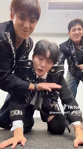 [VID] [251002] 5, 4, 3 (PRETTY WOMAN) DANCE CHALLENGE WITH SEUNGKWAN MỞ BÁT THÀNH VIÊN ĐẦU TIÊN THỰC HIỆN DANCE CHALLENGE CÙNG UNIT CXM LÀ GIÁO SƯ NHÀ TA Cre: seventeen17_official Bae | TeddyBoo Seungkwan - Like17VN