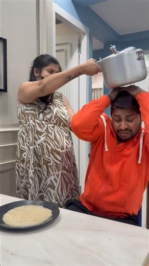 Ek cooker k liye ye kya kar diya 😂😂😂 #funny #shorts