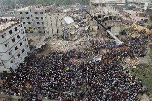 L'effondrement du Rana Plaza, symbole des dérives de l'industrie textile, a eu lieu il y a 10 ans | RTS