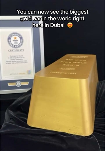 Biggest Gold Bar in the World at Dubai Gold Souk