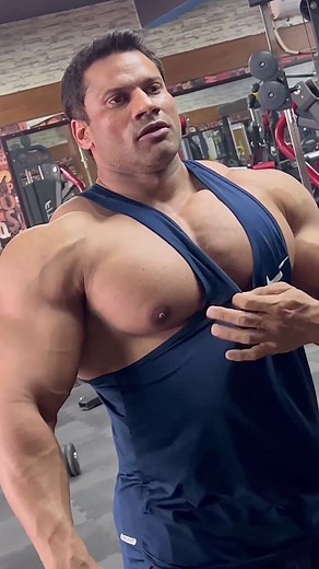 Bursting some pecs today #muscle #gym #hulk #bodybuilding #workout #beast