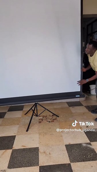 Tripod projector screen available 1.8m 2m 2.4m #fyppppppppppppppppppppppp #kampala_tiktokers #tiktokviral #projectorscreen #goviral