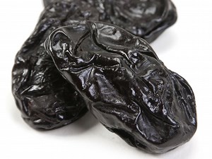 5 Healthy Reasons You Need To Eat More Prunes - Chatelaine