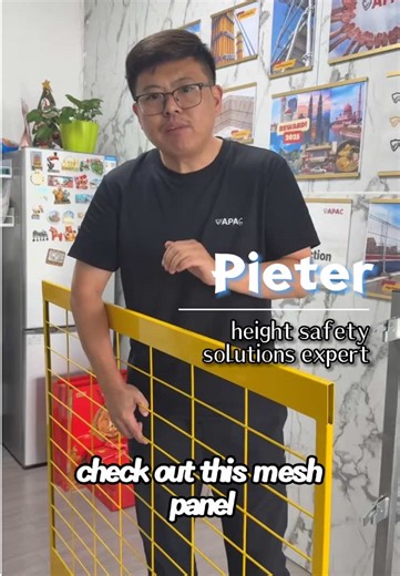 Lighter doesn’t mean weaker. Our new temporary edge protection barrier is 50% lighter — saving time, space, and money — all while staying EN13374-compliant. Less weight. More value. Same safety. #apacsafety #edgeprotectionsystem #WorksiteSafety #SafeScaffolding #AussieConstruction