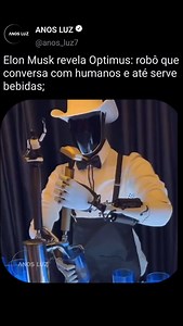 19K views · 345 reactions | O OPTIMUS É INCRÍVEL!!! No evento "We, Robot", o robô Optimus da Tesla não apenas serviu bebidas, mas também posou para as câmeras, impressionando os participantes com suas capacidades. A equipe da Tesla e Elon realmente se superaram. Fonte: @Whole MarsBlog Tesla @elonmusk | ANOS LUZ | Facebook