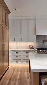 49K views · 424 reactions | What are your thoughts on this kitchen?  : @petersoncabinetworks | Interior Design | Facebook