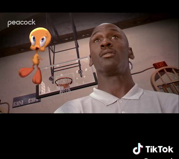 Lola's got moves on and off the court 💅 #SpaceJam is streaming now on Peacock. #MichaelJordan #LolaBunny #BugsBunny