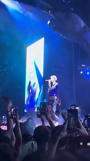 Mgk (Machine Gun Kelly) - Starman (Unipol Arena Bologna 15/02/2026)