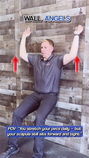 ❗You’re doing all the right things… except fixing your scapula.