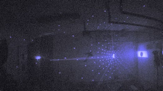 YouTuber builds camera capturing light at 2 billion frames per second