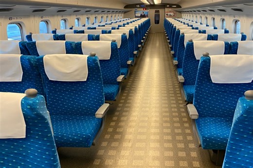 新幹線で予約していた席に外国人客が…　JR東海に聞いた対処法