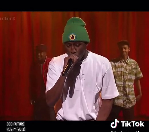 Tyler the Creator and Earl Sweatshirt Perform Rusty (2013)