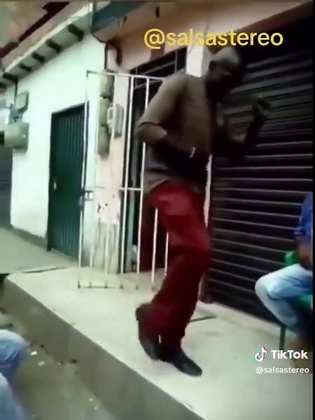 #Salseros la vieja guardia si sabe que es bailar #salsa #caleños #Cali #Negro #buenaventura #Choco #cartago #Colombia #habanacuba🇨🇺