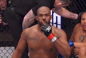 New ufc champion @jonnybones Congrats fast finish | Roy "Big Country" Nelson