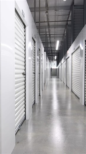 From install to fully functional.3-story interior facility | +92,000 sq ft | +910 units