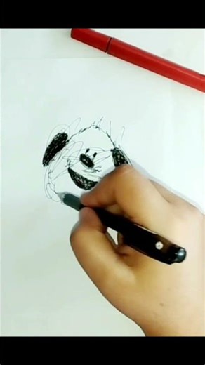 Dog image in black pencil. Изображение собаки черным карандашом.Hundebild in schwarzem Bleistift..