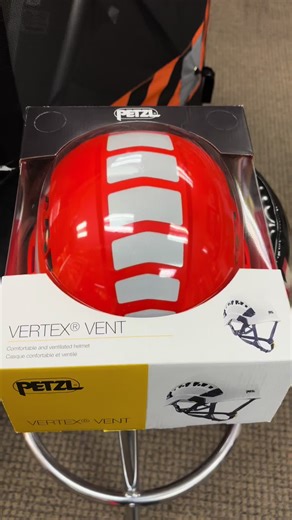 Vertex Vent HI-VIZ Petzl Helmet #arboristlife #arborist #treework #treeclimber #petzl #petzl