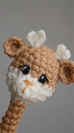 80K views · 1.1K reactions | 臨 ¡Lleva tu patrón y empieza a tejer ya! ✨ Este enlace es para ADQUIRIR nuestros patrones exclusivos, diseñados para que disfrutes tejiendo amigurumis perfectos, sin complicaciones.   Ideales para vender, regalar o darte un gusto. ¡Elige el tuyo y empieza hoy mismo!  Consíguelo aquí   hotm.art/mil-PATRONES-amigurumi | Academia Crochet | Facebook