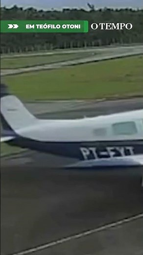 Imagens registram decolagem de avião, no interior de Minas Gerais, antes de cair em BH