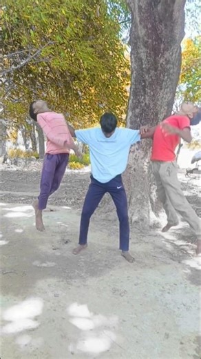 चोर को कैसे मारते हैं 🥰l #comedy #funny #trending #youtubeshorts 🥰