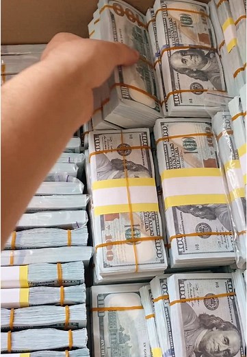 #cash #money #motivation #asmr #affirmations #motivationalvideo #school #programming #dendreams