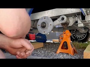 Roulement de roue remorque porte bateau ici une sunway g510