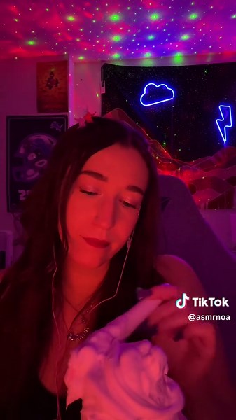ASMR noa (@asmrnoa) - howdy #asmr #soothing #fyp | Asmr