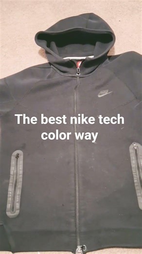 the best nike tech color way