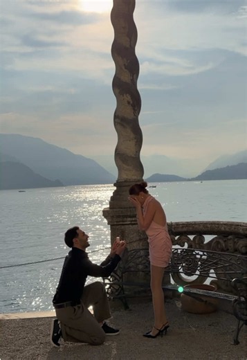 In every lifetime, i choose you💌 My dream proposal😭 #proposal #proposalitaly #italy #comolake #comolakeitaly