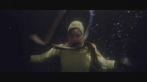 The Dark Below | Release Date, Reviews, Cast, and Where to Watch