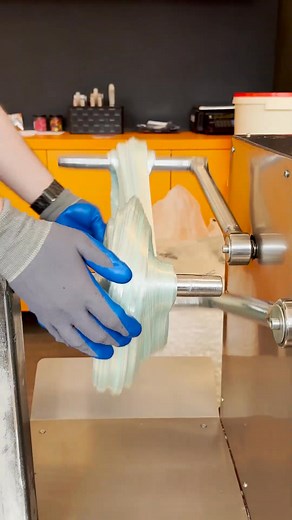 4.8K views · 15 reactions | Bubble Pop Smasher  #asmr #candy | Enrica | Facebook