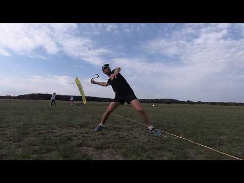 Boomerang Long distance throwing Cabanac France 2019