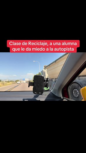 Si tienes permiso de conducir y te da miedo la autopista podemos ayudarte a ganar esa confianza tenemos clase de Reciclaje en nuestra autoescuela #autoescuela #creatorsearchinginsight #creatorsearch #examendeconducir #cubanos