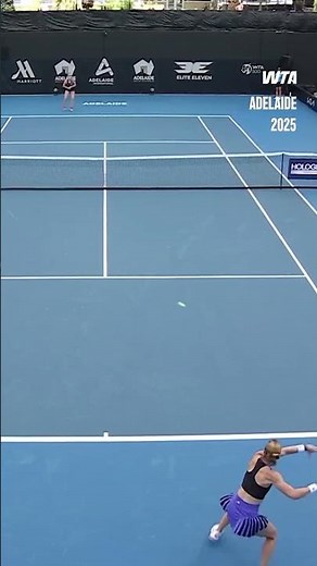 More hitting like this today, please 🤌 #WTA #RolandGarros #MariaSakkari #LindaNoskova