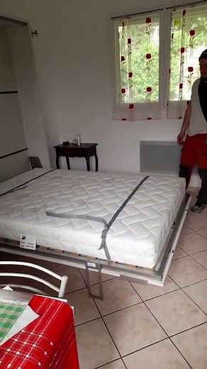 Armoire lit escamotable