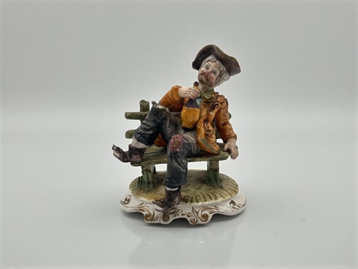 Vintage Capodimonte Porcelain Figurine / Italian Hand-painted Man on Bench With Bottle - Etsy